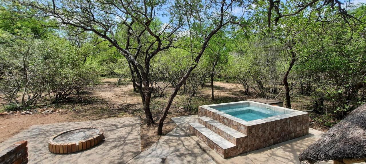 Elephant'S Hide Villa Marloth Park Exterior photo