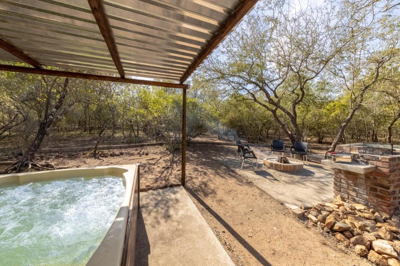 Elephant'S Hide Villa Marloth Park Exterior photo