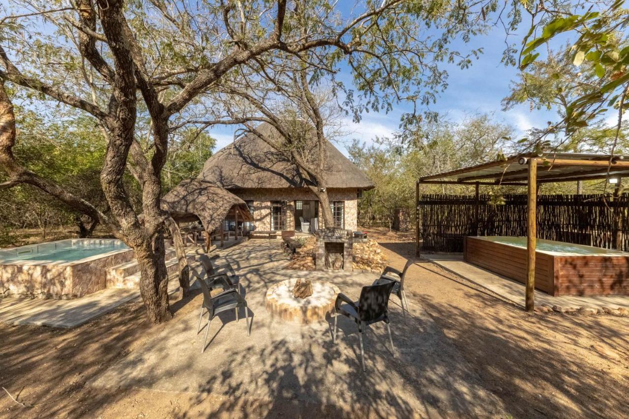 Elephant'S Hide Villa Marloth Park Exterior photo