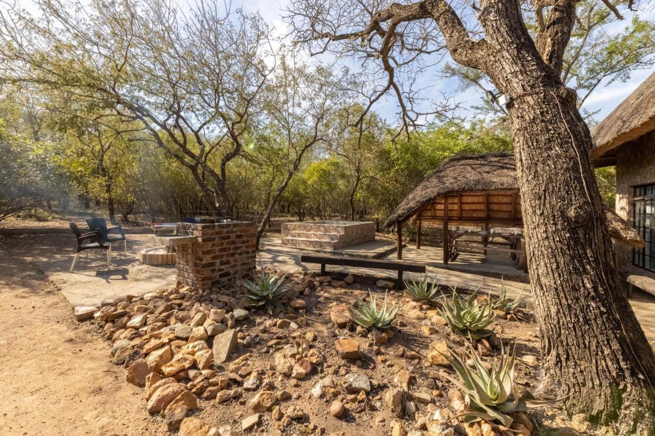 Elephant'S Hide Villa Marloth Park Exterior photo